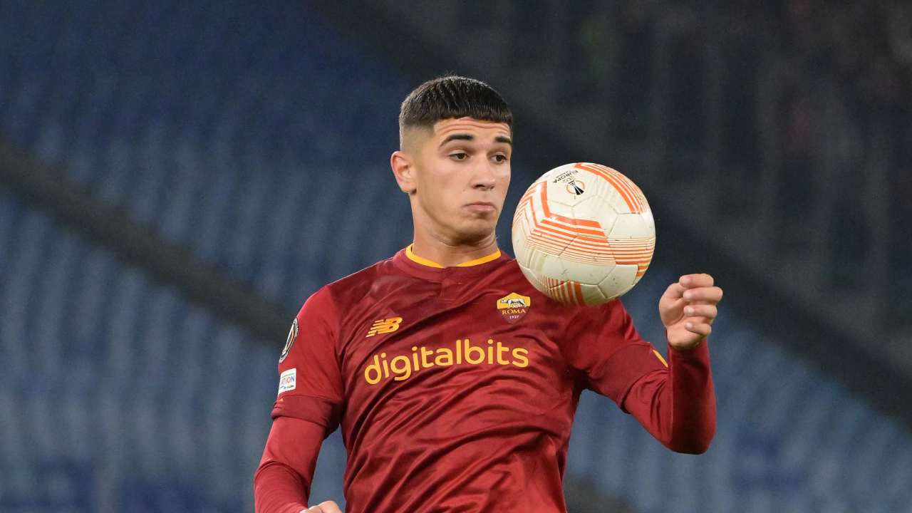 Probabili formazioni Sassuolo-Roma, tante bocciature per Mourinho