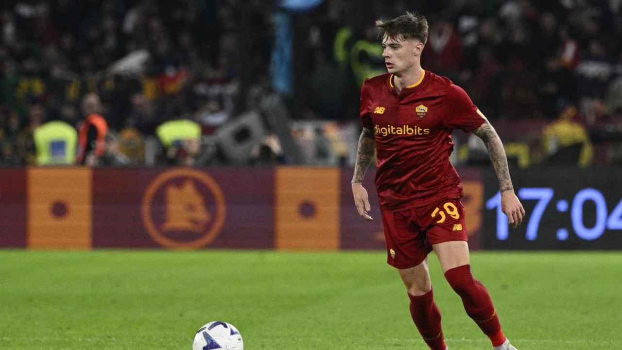Roma, ruolo preferito e rapporto con Mou: le confessioni di Zalewski