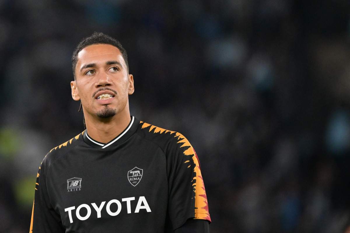 Calciomercato Roma, ex Lazio con le valigie: Smalling l'erede