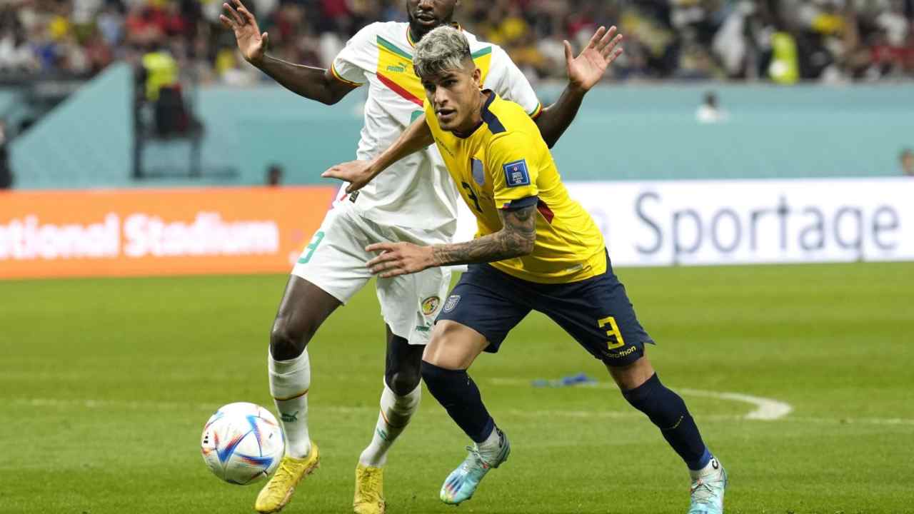 Smentita ufficiale, l'annuncio tiene in corsa la Roma