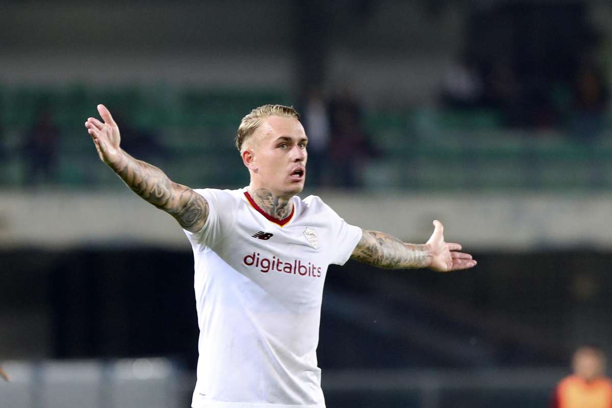 Calciomercato Roma, destini incrociati: Karsdorp decisivo