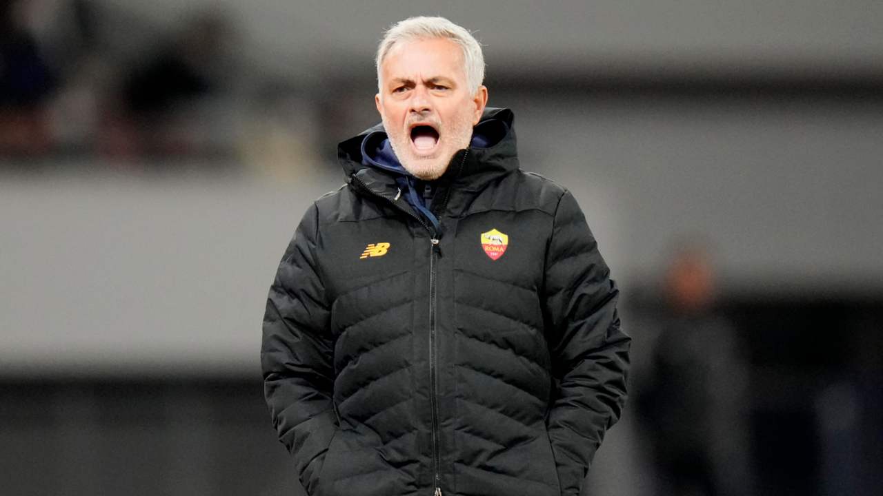 Roma, Mourinho ha deciso: è ritorno al passato