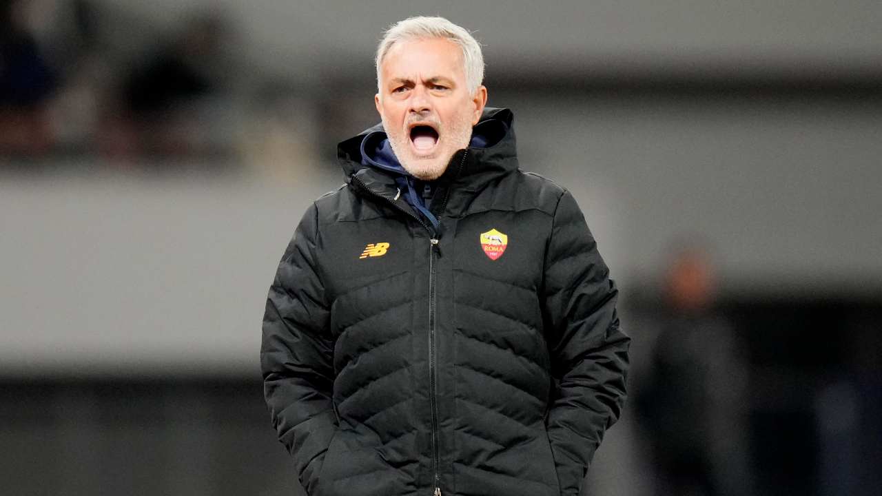 Roma, tegola per Mourinho: resta fuori fino a metà gennaio