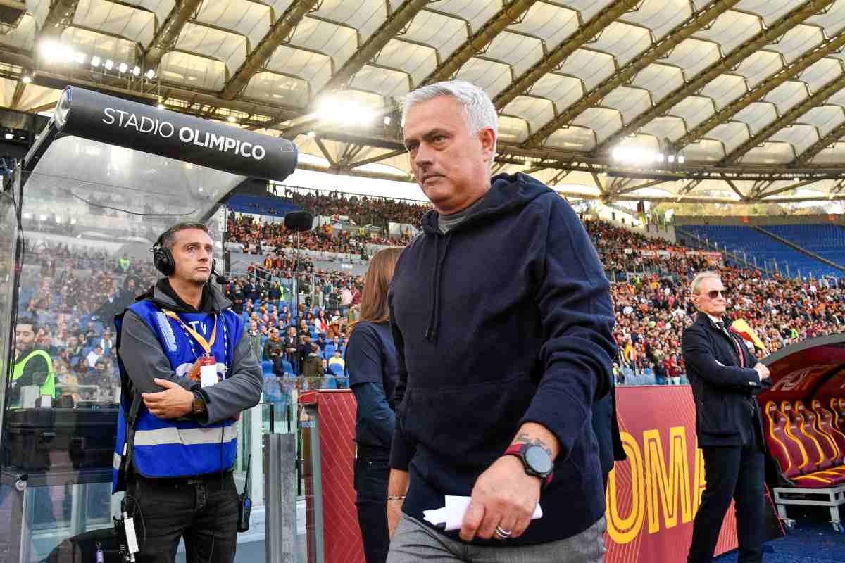 Roma, annuncio ufficiale Mourinho: "Partono per il Portogallo"
