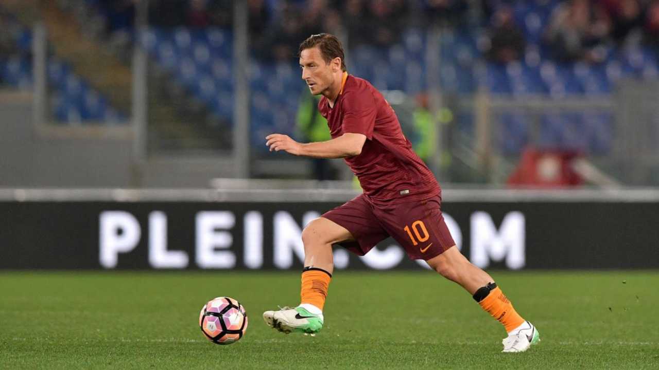 Messi e l'assist alla Totti 😍: "Il punto vero è un altro 👀"