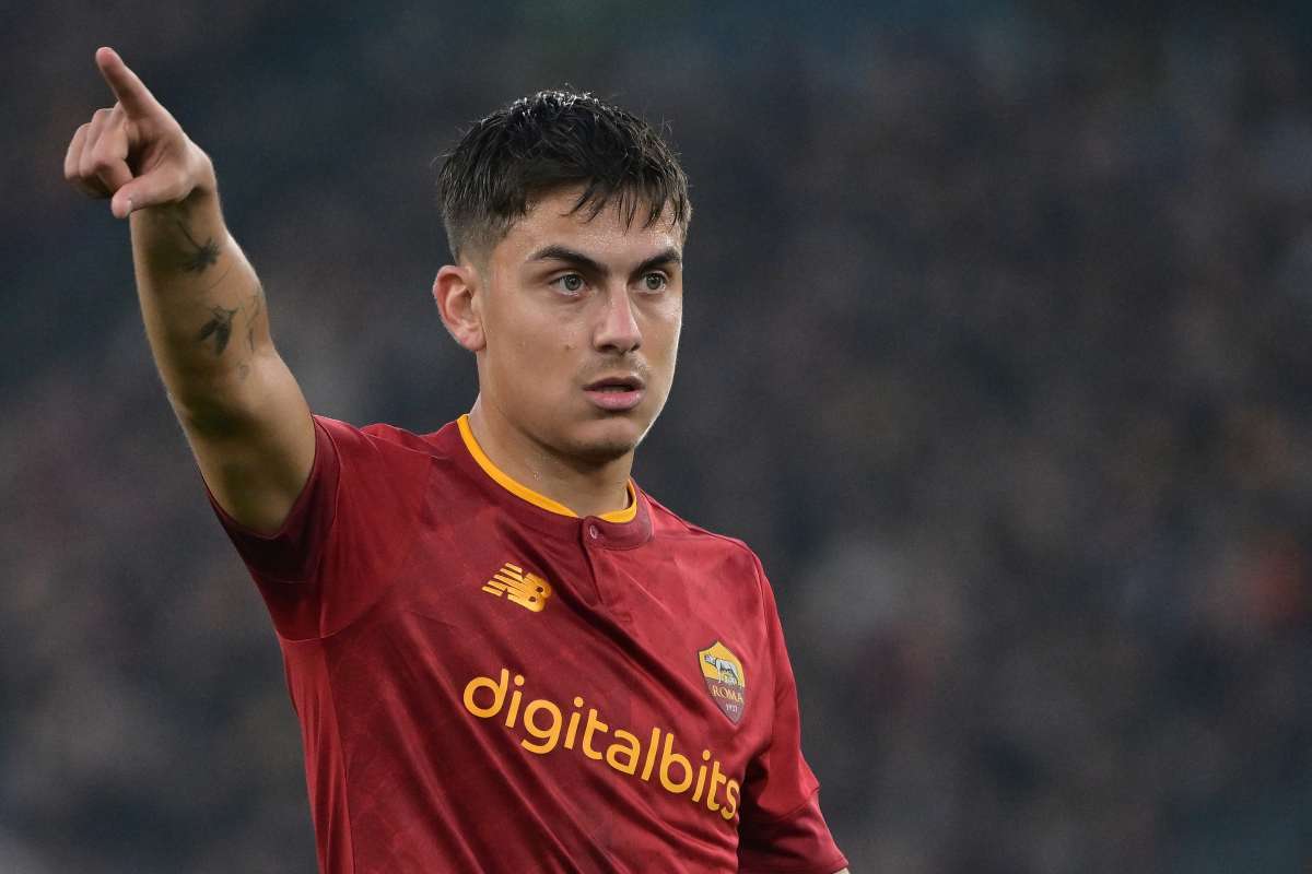 Attacco a Dybala in diretta: "Sostituto più determinante"