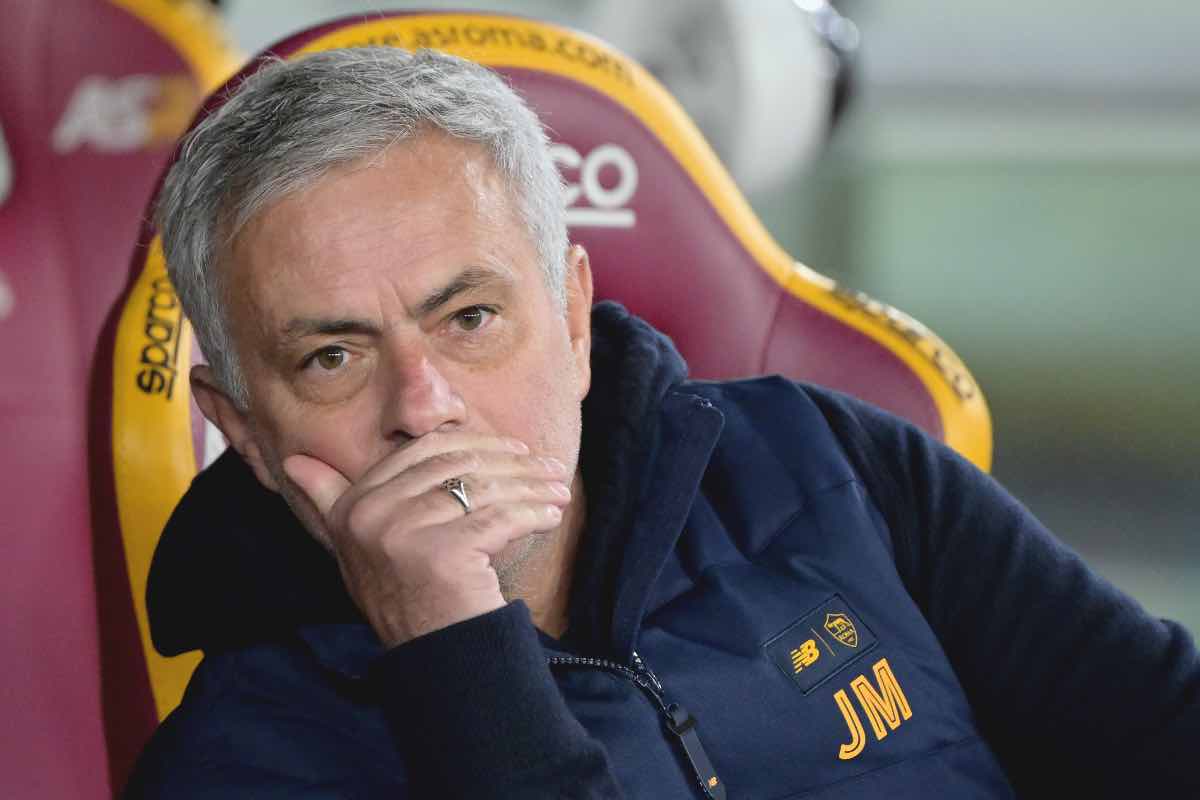 Roma, un big in dubbio contro lo Spezia: le opzioni di Mourinho