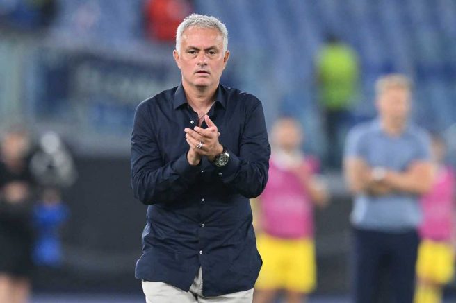 Calciomercato Roma, veto per Simeone: avanza Mourinho