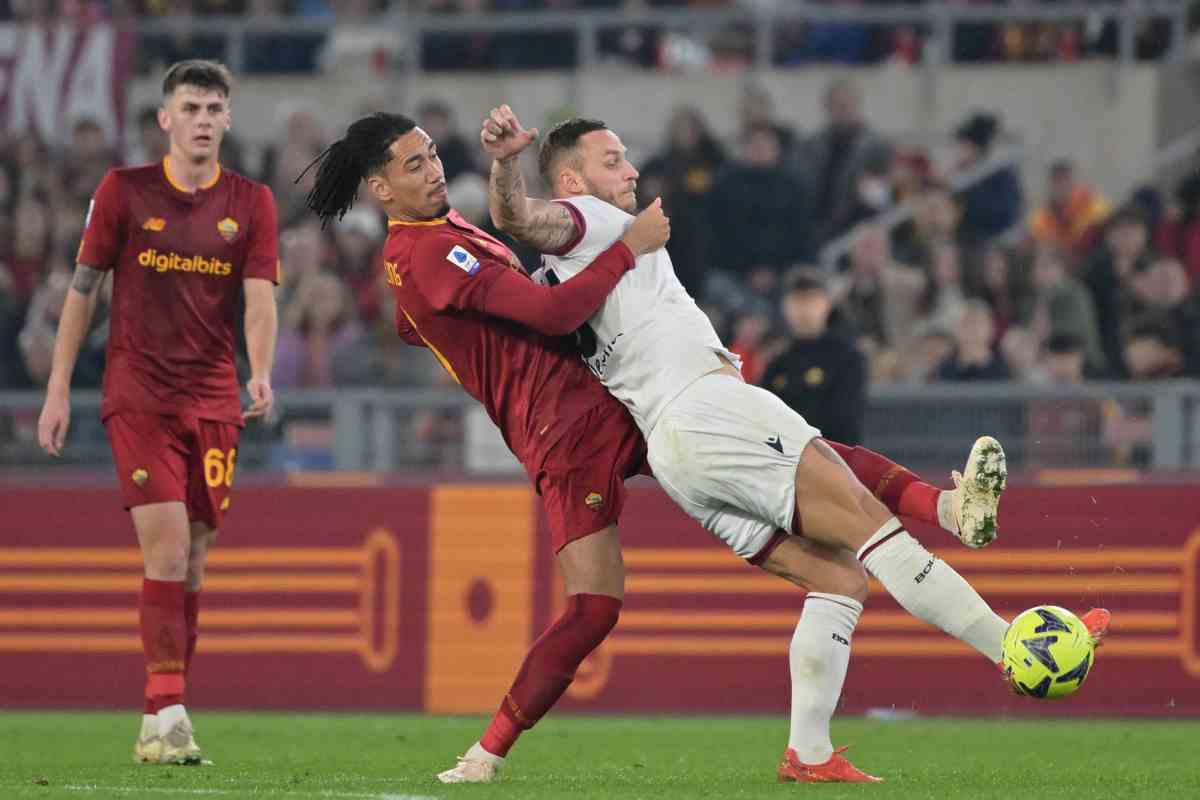 Calciomercato Roma, è allarme Smalling: ribaltone servito