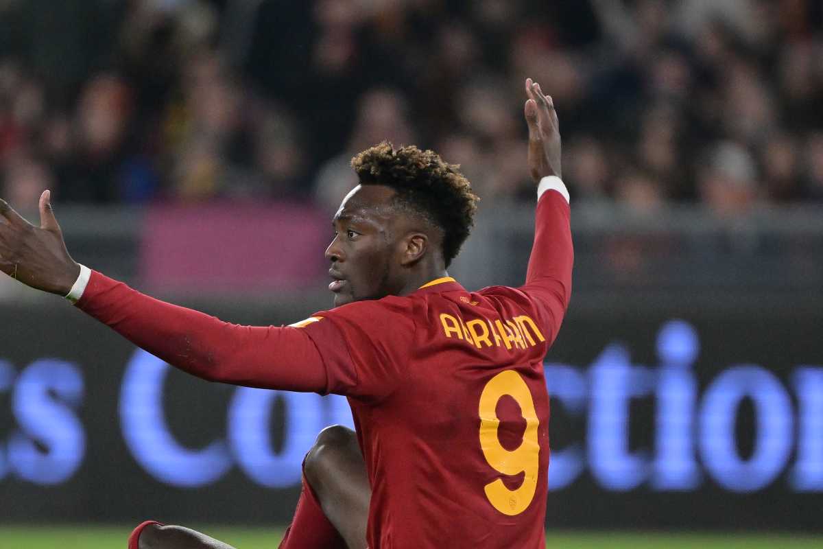 Roma-Verona, ennesimo infortunio: Abraham disperato