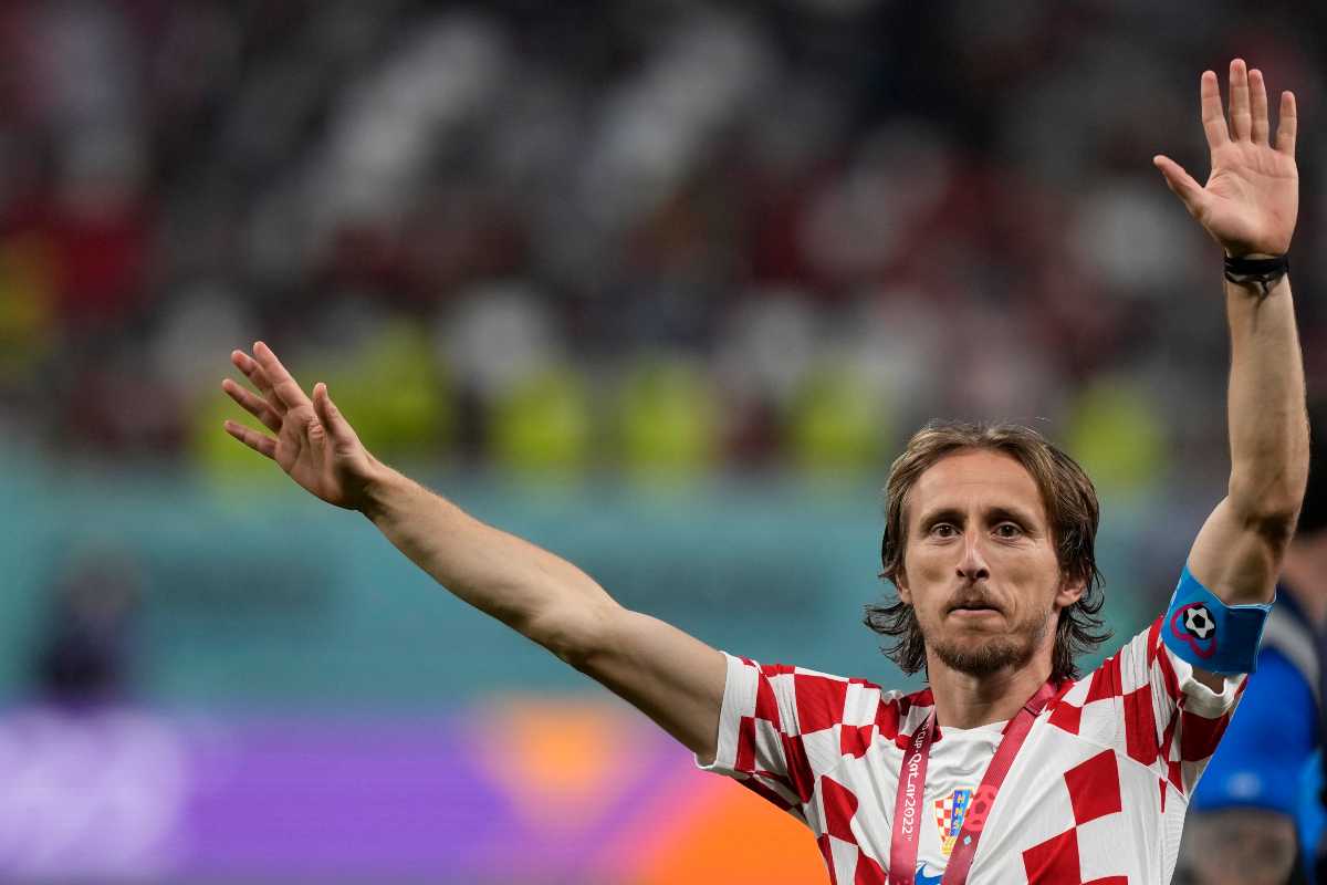 Calciomercato Roma, Modric e la nuova partita: firma ad una condizione