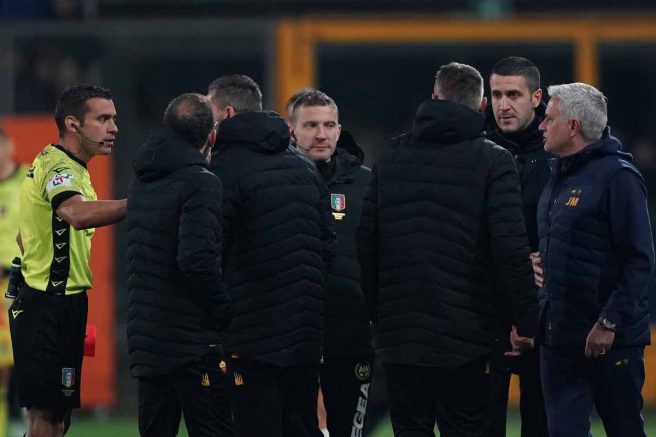 Squalifica Mourinho, ricorso d'urgenza Roma: esito UFFICIALE