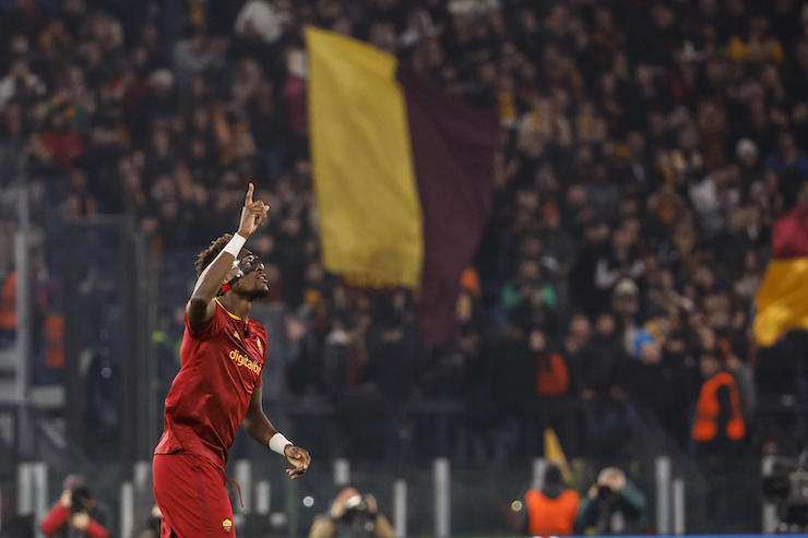 Calciomercato Roma, addio Abraham: la richiesta del Chelsea