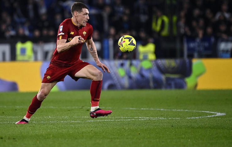 Calciomercato Roma, sorpasso e rush finale per la firma