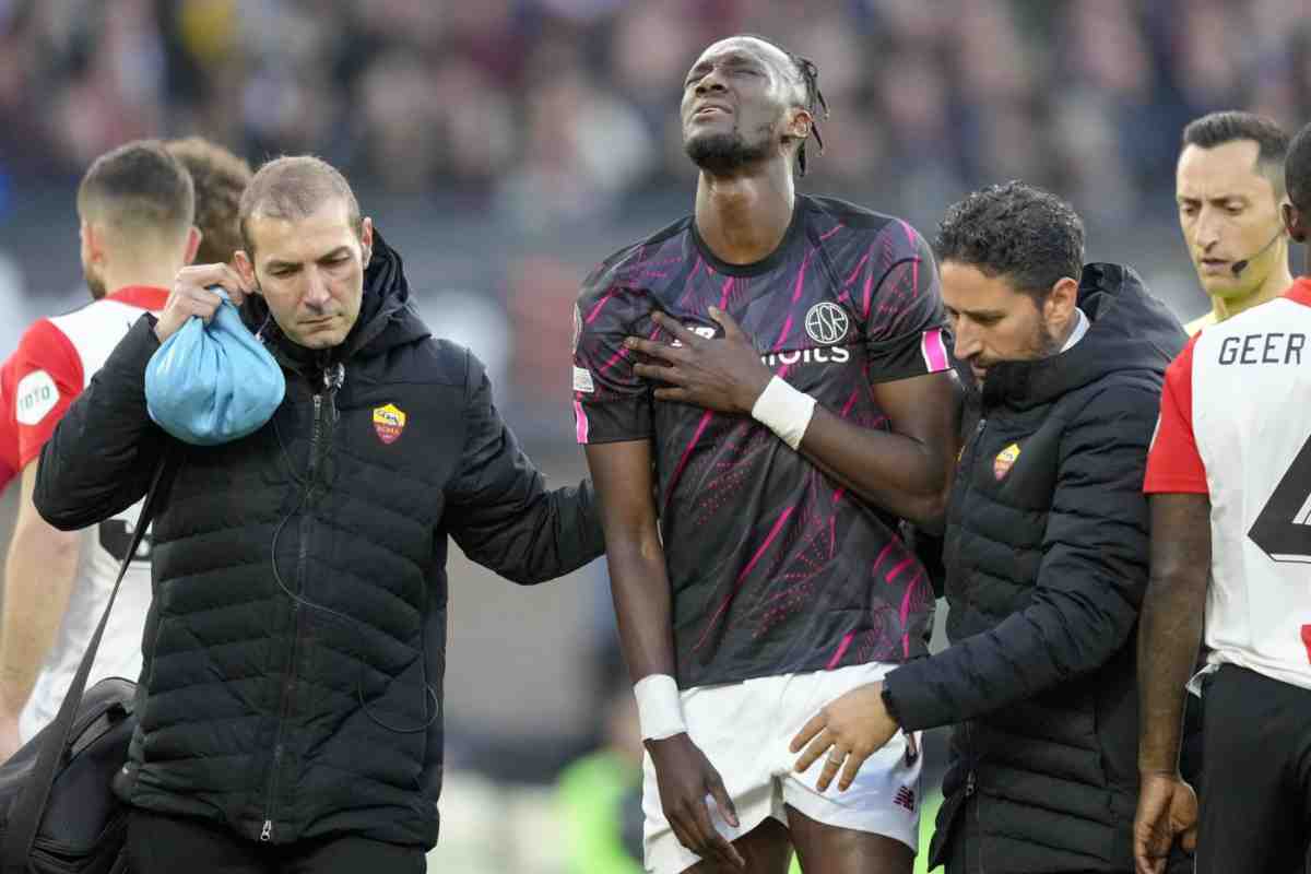 Infortunio Abraham, giallo risolto sugli esami alla spalla