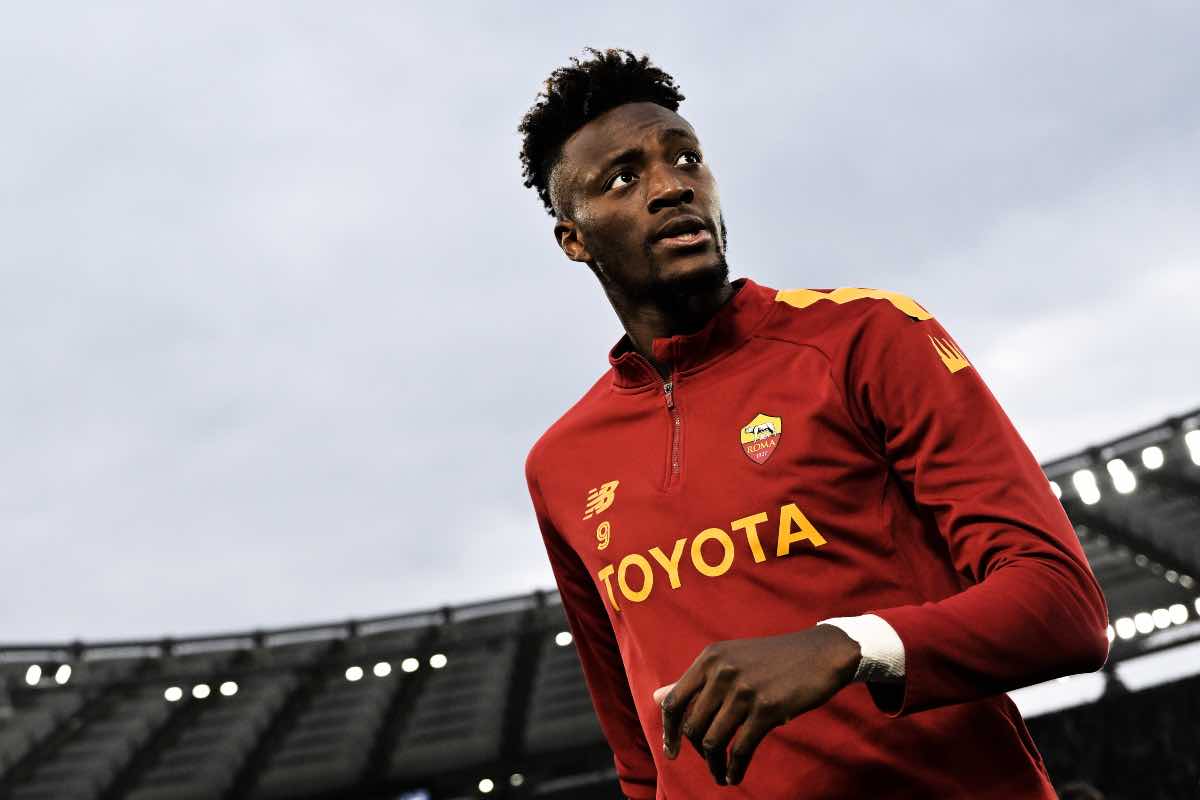 Calciomercato Roma, Abraham scaricato: vogliono il "nuovo Suarez"