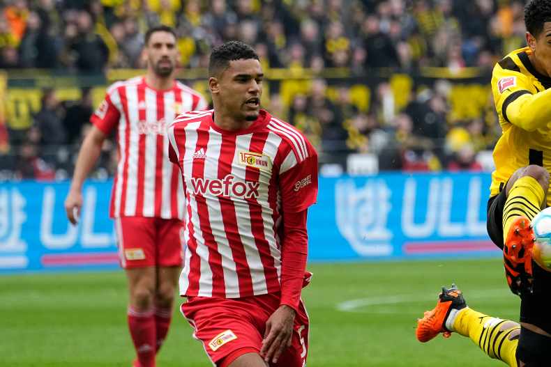 Calciomercato Roma, duello da 15 milioni: Inter e Spalletti in agguato