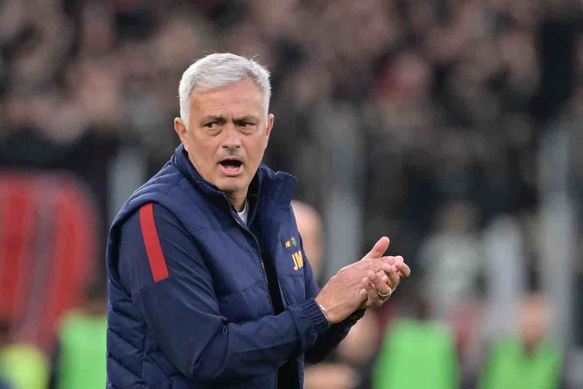 Decisione definitiva, offerta a sorpresa: ritorna alla Roma