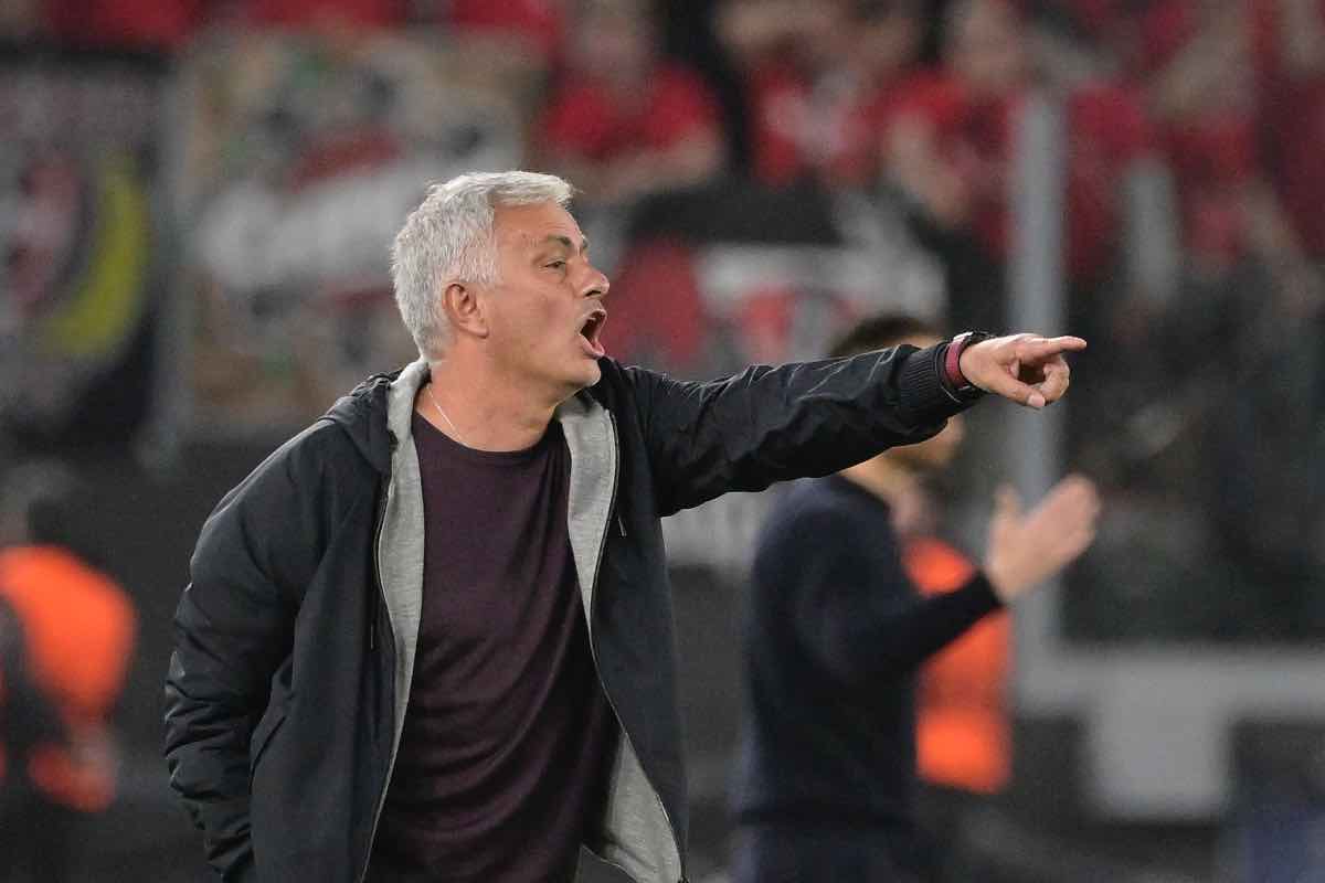 Erede Mourinho, colpo di scena Roma: gli hanno sbattuto la porta in faccia