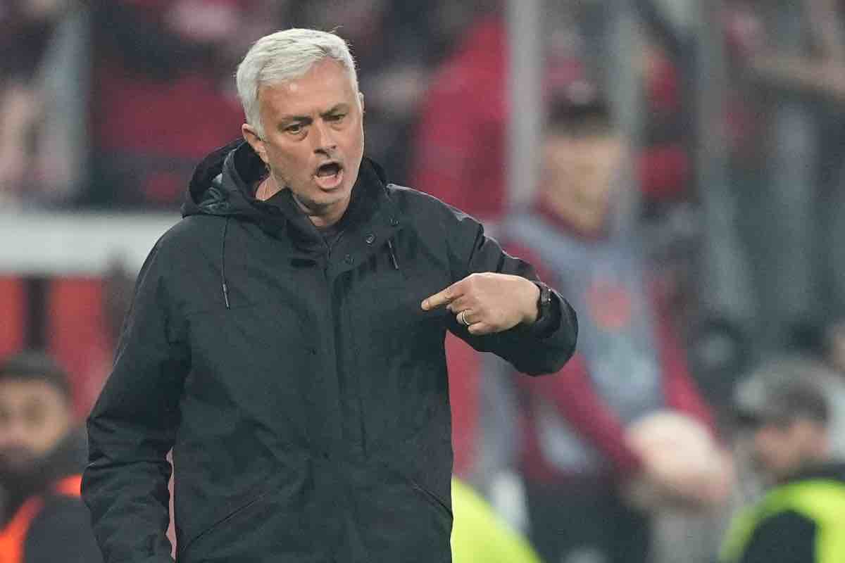 Ribaltone ufficiale e dietrofront lampo: l'erede di Mourinho scatena il caos