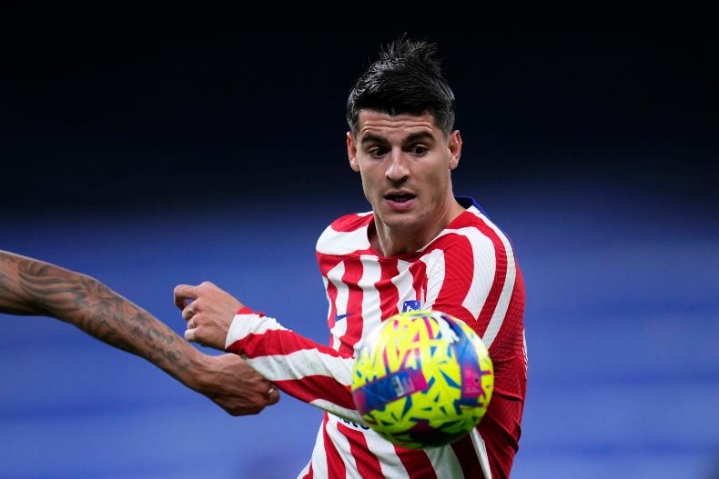 L'addio a Vlahovic fa tremare la Roma: poker Juventus