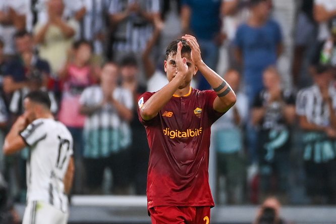 Calciomercato Roma, niente clausola per Dybala: "A posto così"