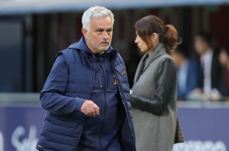 Mourinho stupisce tutti: l'annuncio prima di Bayer-Roma