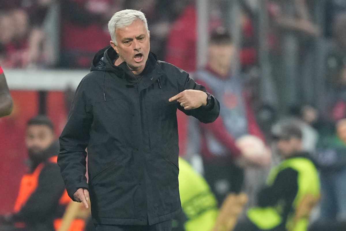 Bayer-Roma, infortunio e cambio immediato: ennesimo guaio per Mourinho