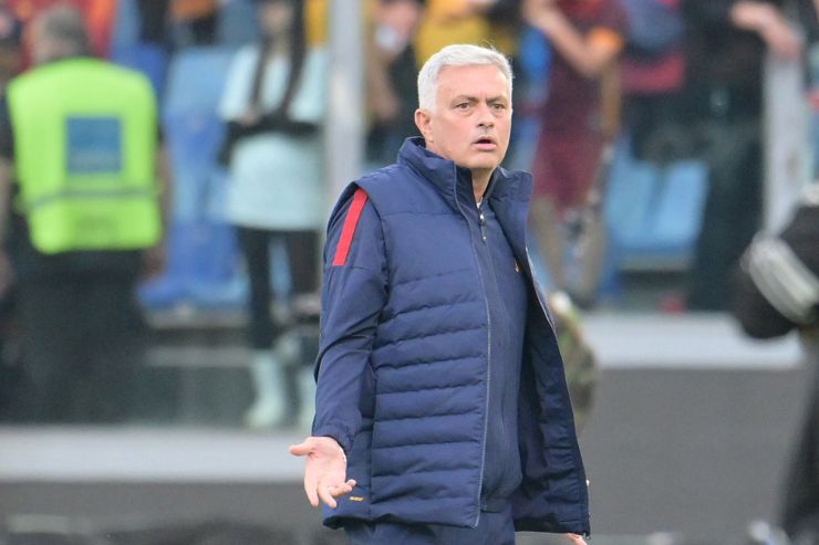 Addio Mourinho, Totti gela i tifosi della Roma: "Gli ho parlato"