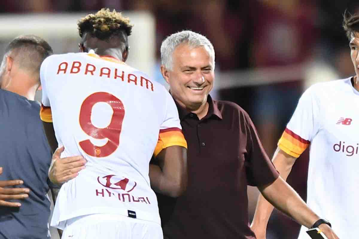 Roma rifiutata: "Non voglio andare dove non giocherò"