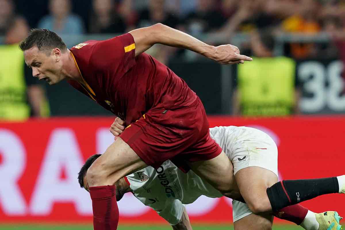 Accordo chiuso, Matic lascia la Roma: le cifre dell'affare