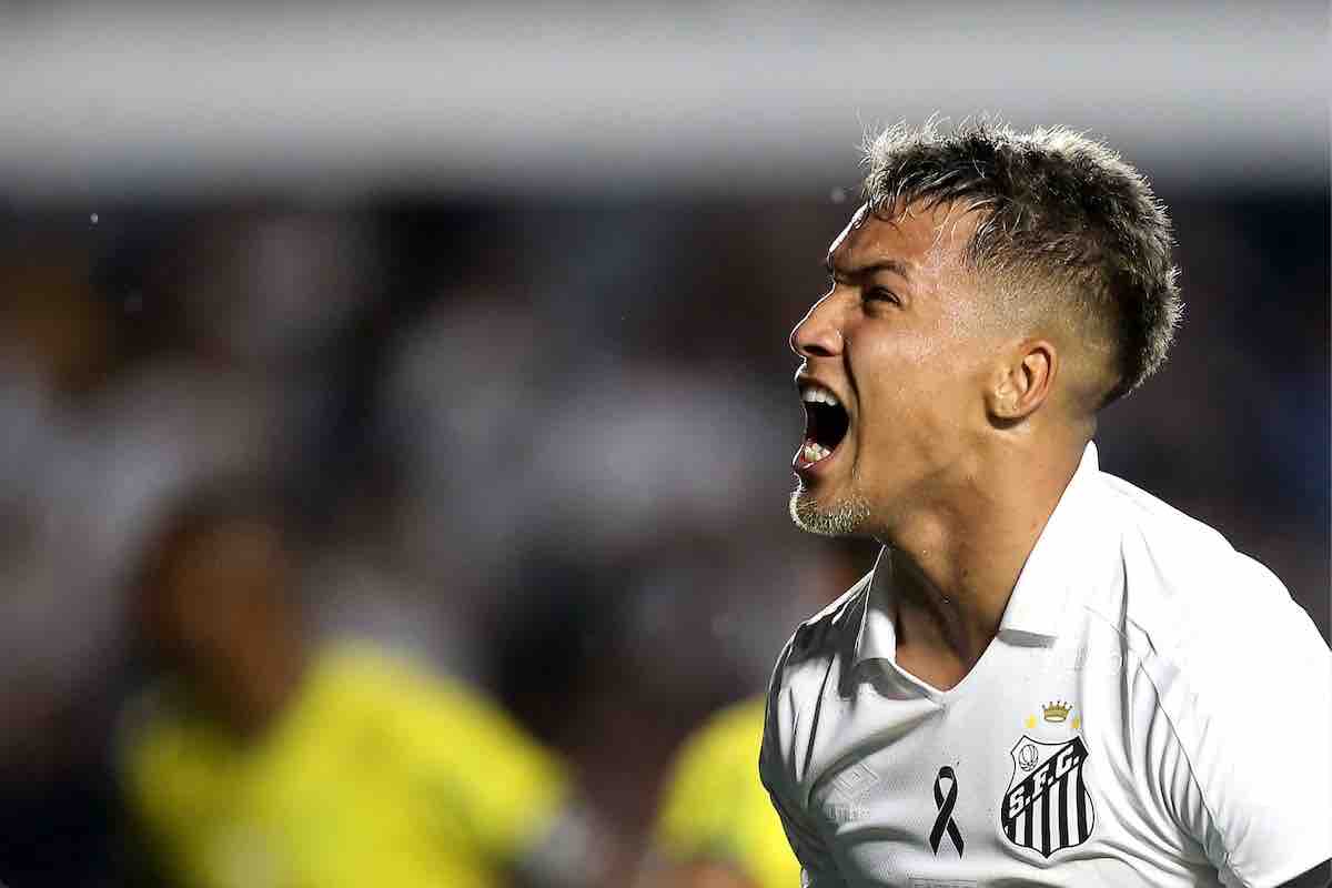 Roma, Marcos Leonardo in standby: cosa manca per la firma