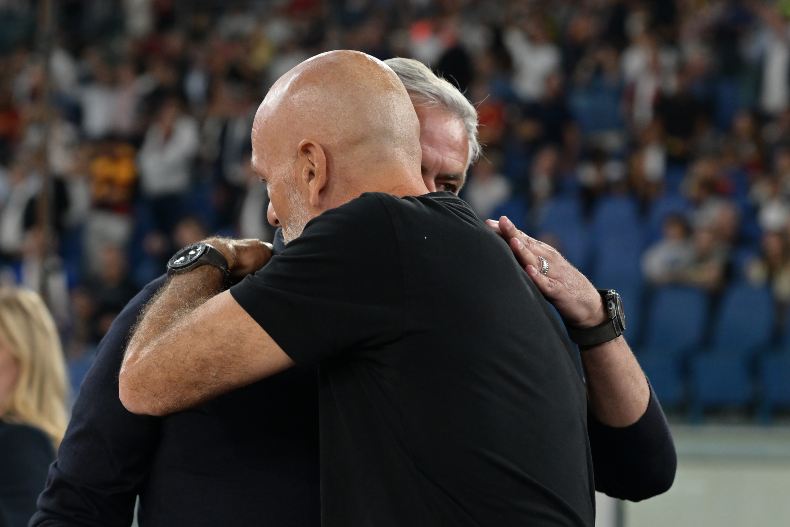 Pioli zittisce Mourinho, spunta il like di un giallorosso