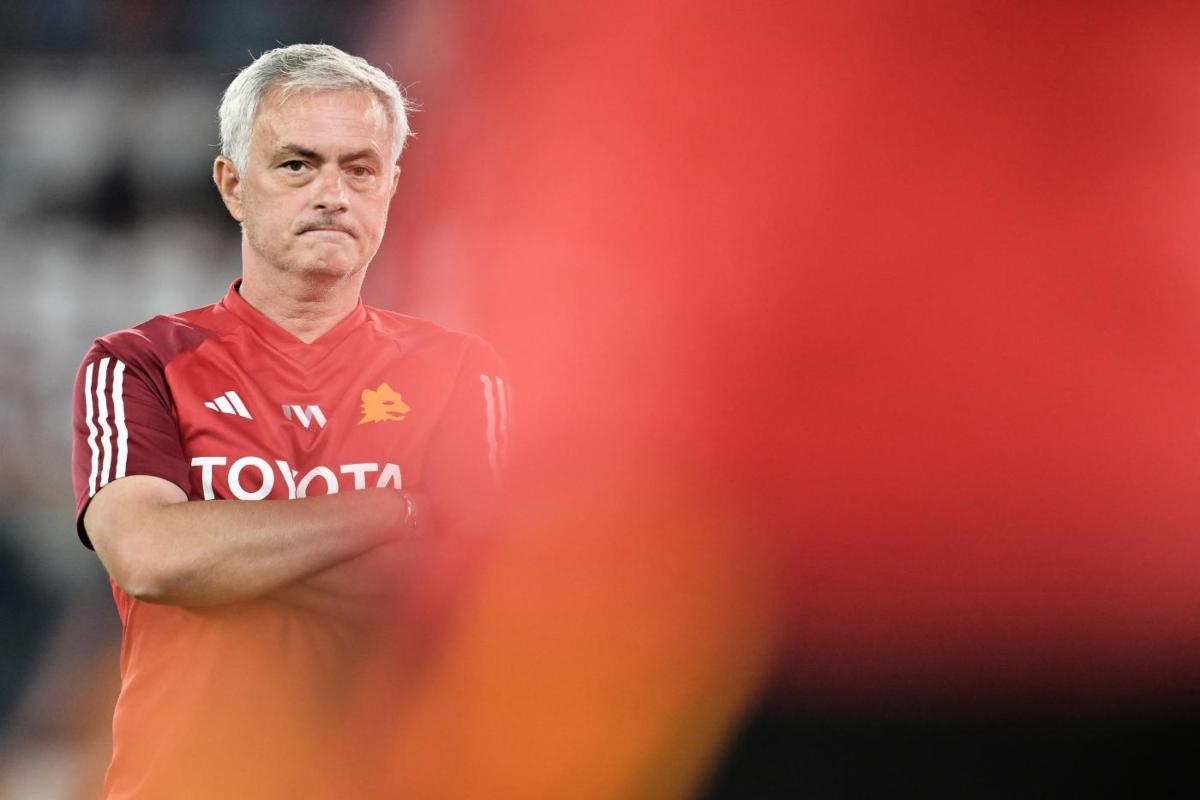 Esonero Mourinho, svelati i motivi dell'addio: "Una follia"