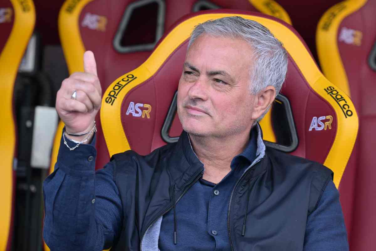 Siparietto Mourinho a Trigoria: El Shaarawy protagonista (VIDEO) 