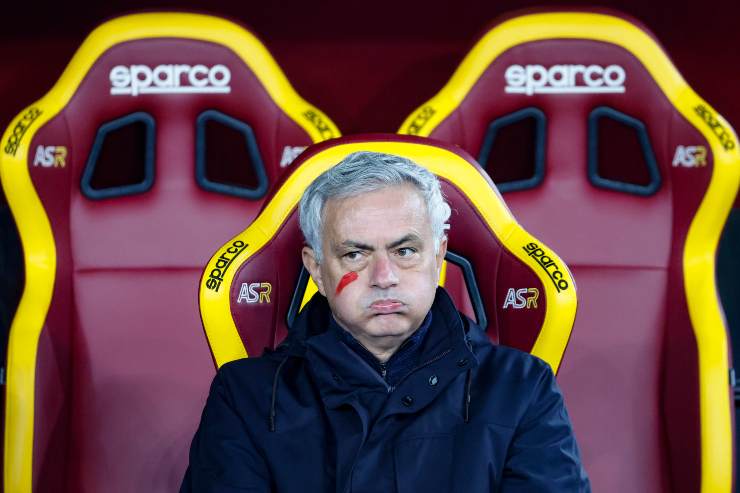 Roma-Udinese, che gesto di Mourinho: non tutti lo hanno notato