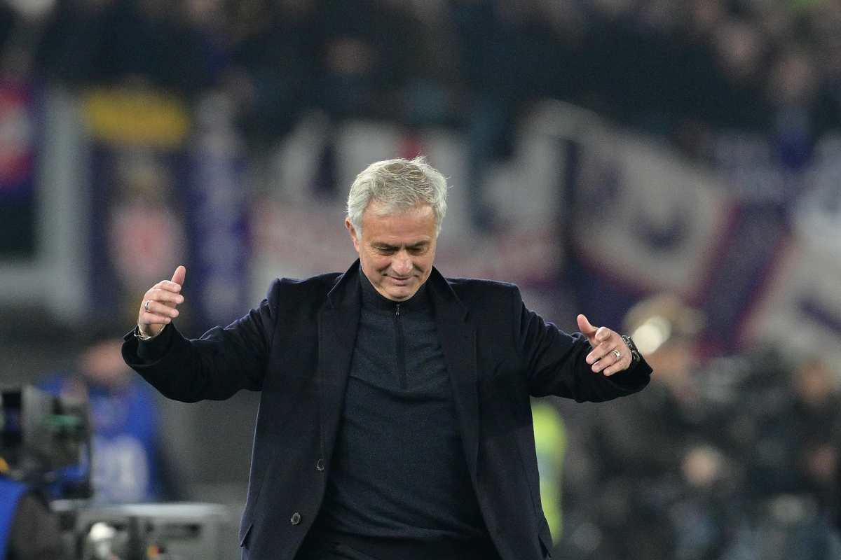 Nuovo infortunio Roma, Mourinho lancia l'allarme