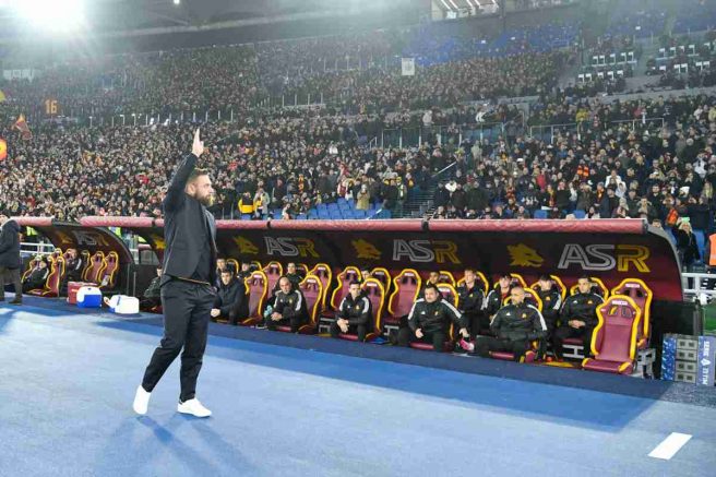 Calciomercato Roma, De Rossi confermato: li ha già convinti