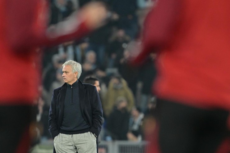 Mourinho mollato dai fedelissimi: "Lamentele coi Friedkin prima dell'esonero"