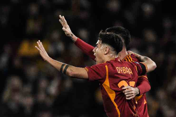 "Scambio" di bomber da paura: soffiano Dybala alla Roma