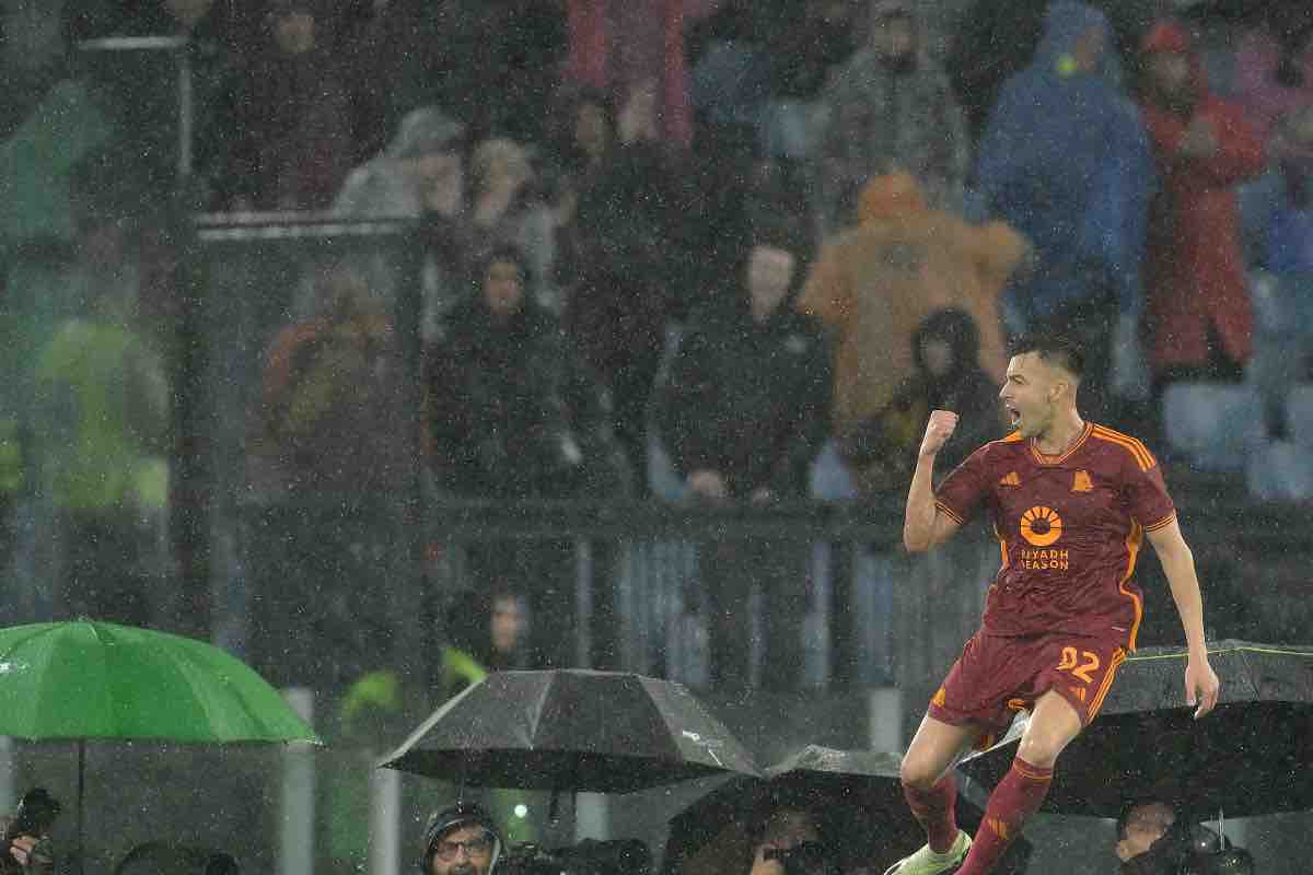 Striscione e cori per Giacomo Losi in Curva Sud: "Roma assente, solo la tua gente presente"