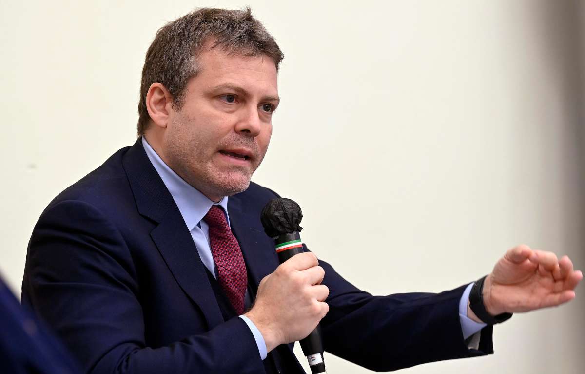 Serie A, stipendi tagliati e squadre escluse: documento choc