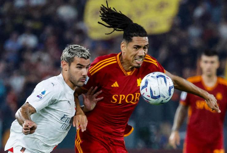 Roma, finalmente Smalling: torna in panchina contro l'Inter