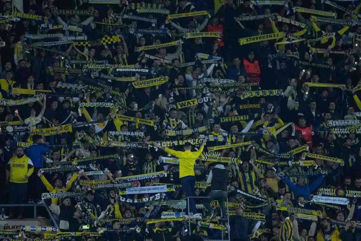 Il match dura solo un minuto: squadra ritirata in un lampo