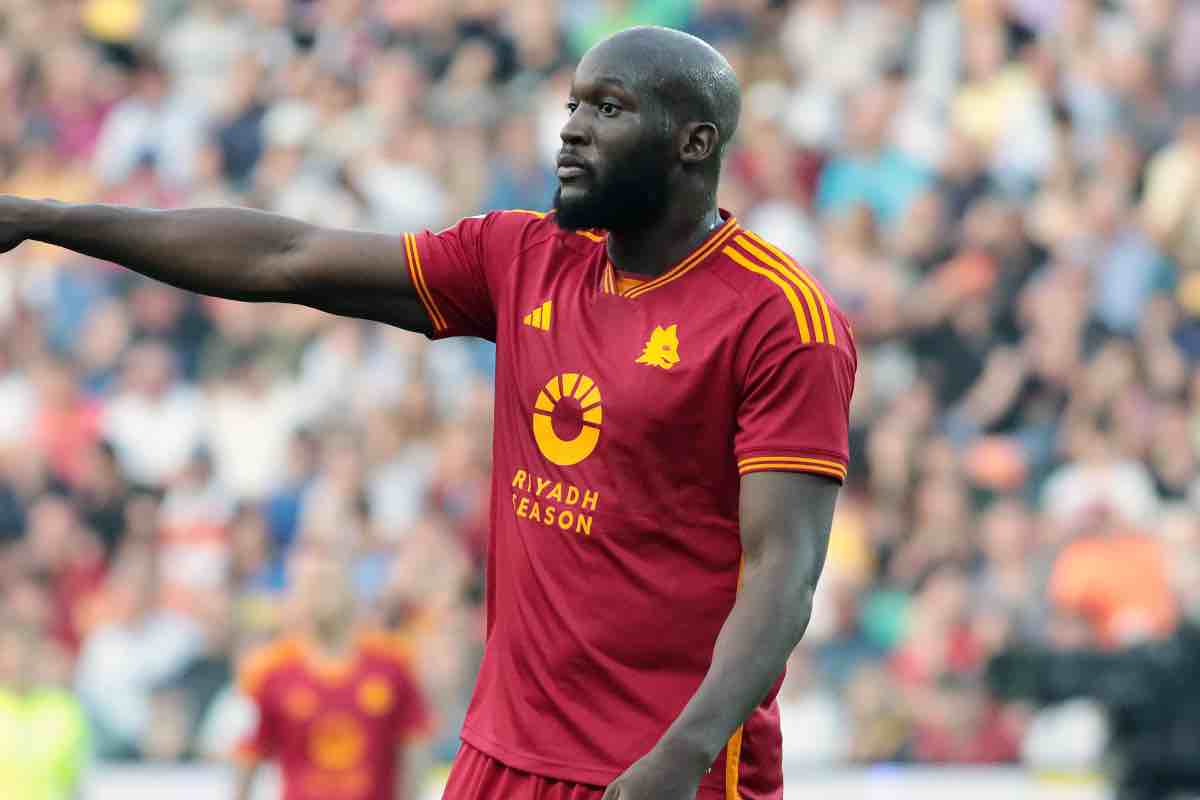 Lukaku lascia la Roma, ma resta in Serie A: doppia firma record