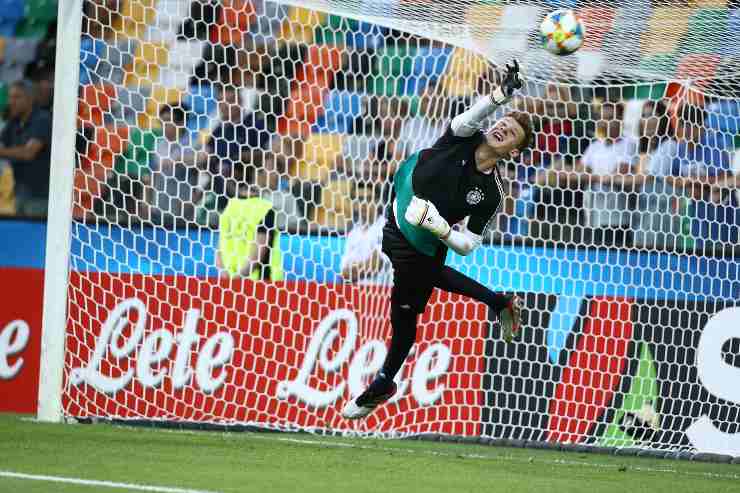 Calciomercato Roma, scippo bianconero: firma in Bundesliga