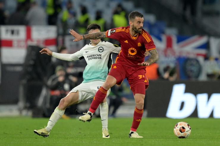 Calciomercato Roma, De Rossi ribalta la Juve: "Contatti con l'entourage"