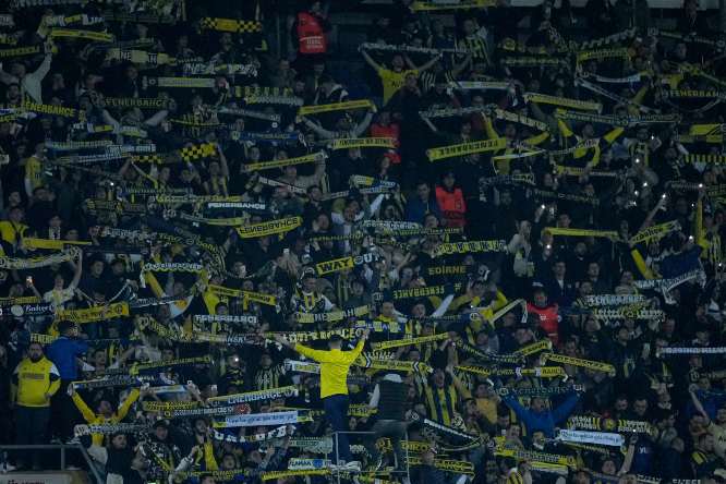 Fenerbahce ritiro dal campionato