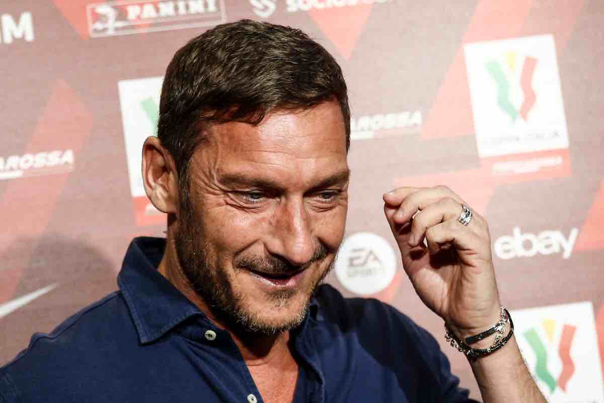 Ritorno alla Roma da dirigente: Totti esce allo scoperto e 'chiama' De Rossi
