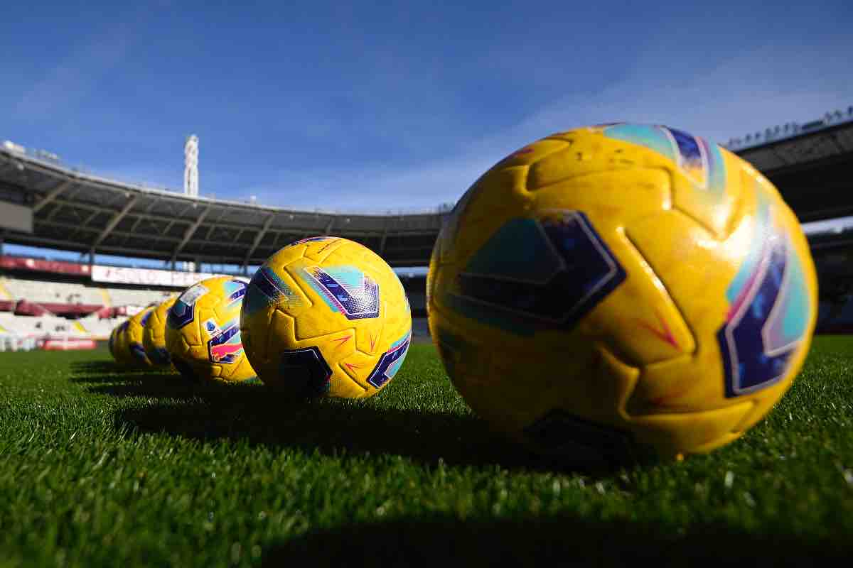 Ridimensionamento totale, dimissioni dell'allenatore